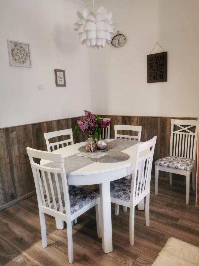 Foglal-lak Apartmán *